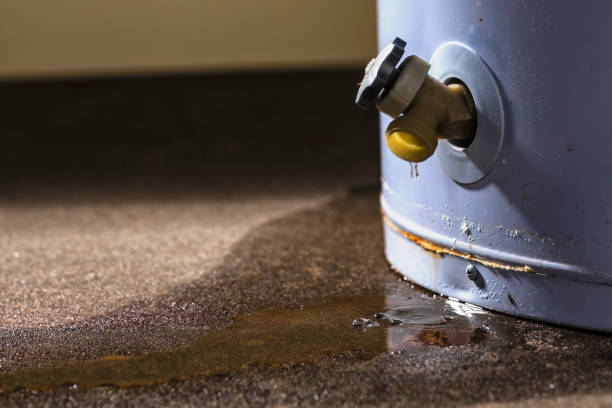 Best Emergency water damage restoration  in Santa Fe, TX